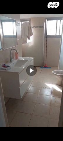 גג/ פנטהאוז, שדרות הנשיא וייצמן 20, מרכז העיר, חדרה