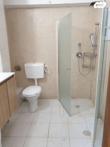 גאון הירדן 1