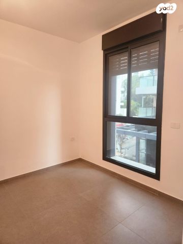 דירה, הצנחנים 13, נווה שרת, תל אביב יפו