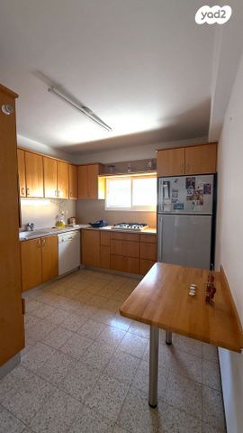 דירה, ארלוזורוב 41, עמידר, נהריה