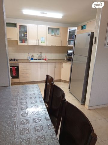 דירה, שדרות ששת הימים 8, ניר אביב, תל אביב יפו