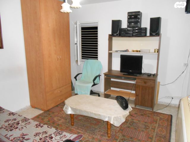 דירה, זלמן שז"ר 211, בן גוריון כנען, צפת