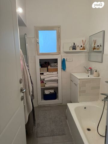 דירה, יגאל אלון 5, הרצליה הירוקה, נווה עובד, הרצליה