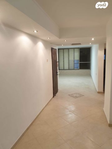 דירה, אופקים 9, גבעת עמוס, נשר