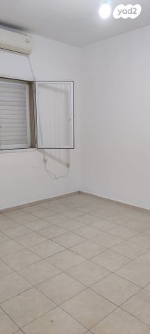 דירה, דרך זאב ז'בוטינסקי 21, תל גיבורים, בני ברק