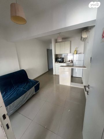 ז'בוטינסקי 14