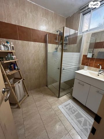 דירה, יצחק שמיר 18, שאר העיר, חצור הגלילית