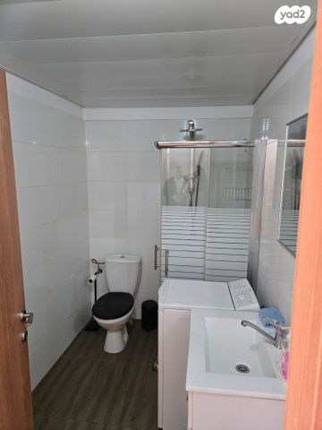 דירה, כיאט 1, שער פלמר, תחנת רכבת השמונה, חיפה