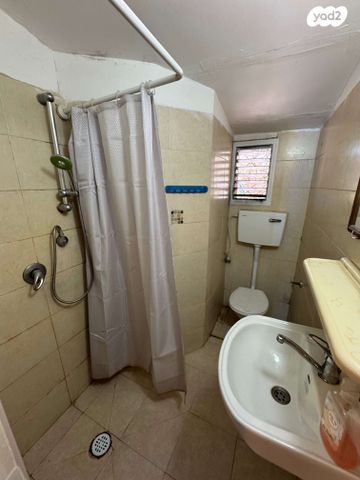 בית פרטי/ קוטג', אלפרד רוסי 2, שכונה ד', באר שבע