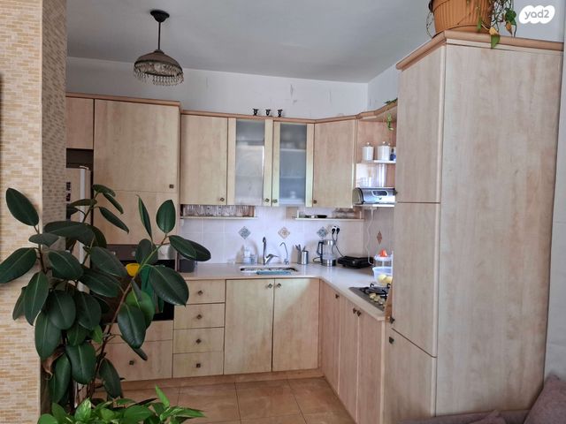 דירה, דרך בן גוריון 97, דרום מערב ותיק, בת ים