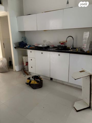 דירה, שדרות דב הוז 15, נאות רחל, חולון