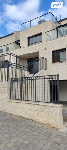 דירת גן, הצלף 30, צמח השדה, מעלה אדומים