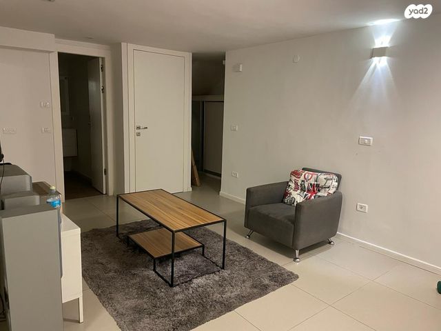 סעדיה גאון 49