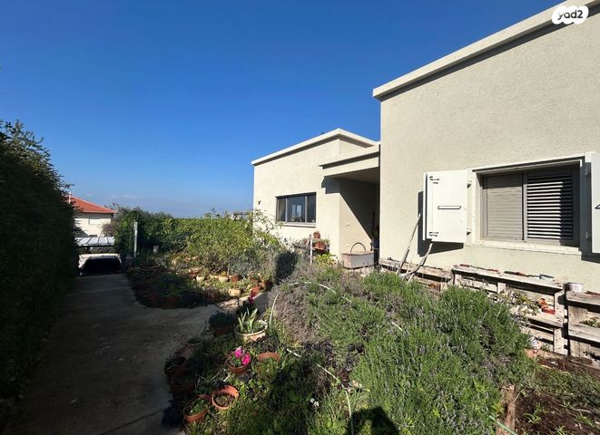 בית פרטי/ קוטג', נוף כנרת 1, רמות, רמות