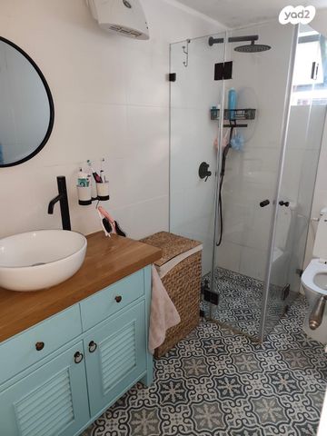 דירה, דרך הים 21, כבירים, חיפה