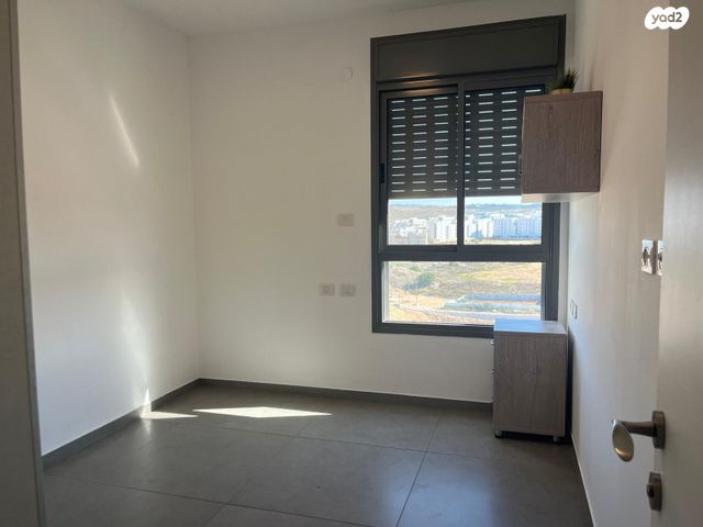 דירה, יונתן רטוש 10, פסגות אפק, ראש העין