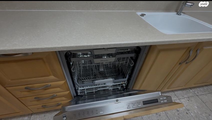 דירה, פאת השולחן 16, נחלת יצחק, תל אביב יפו