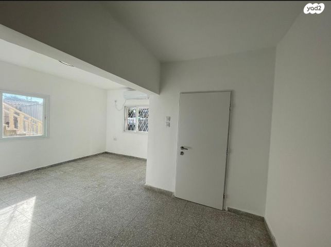 דירה, אמנון ותמר 7, שושנת העמקים, שושנת העמקים