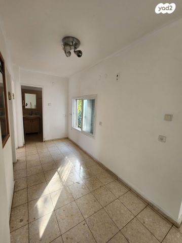 דירה, צוקרמן 14, נווה אליעזר וכפר שלם מזרח, תל אביב יפו