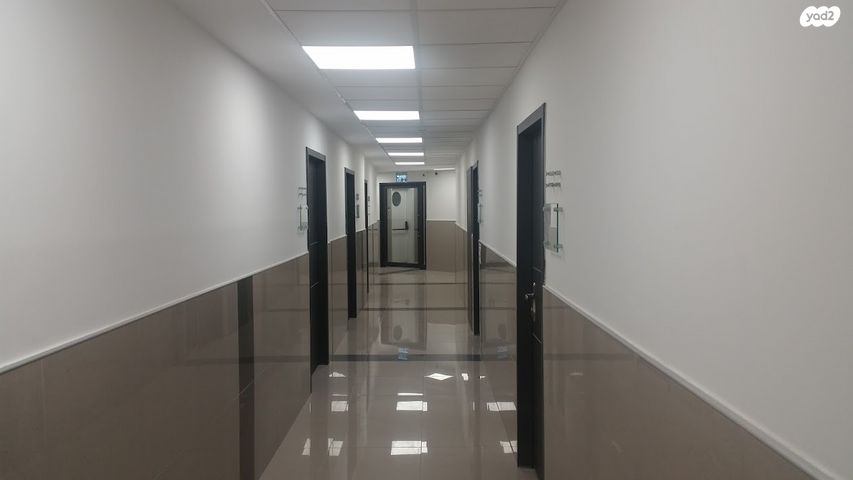 משרדים, ז'בוטינסקי 16, אברמוביץ', ראשון לציון