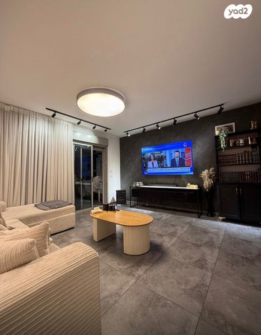 דירה, עפרה חזה 16, משכנות האומנים, קרית מוצקין