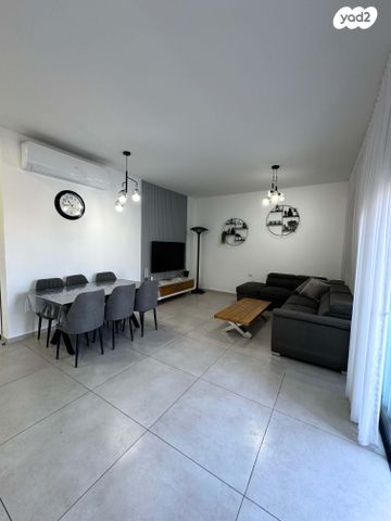 גג/ פנטהאוז, נחל פרת, שקמים ואגמים, אשקלון