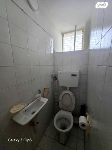 דירה, אח"י דקר, נווה שרת, תל אביב יפו