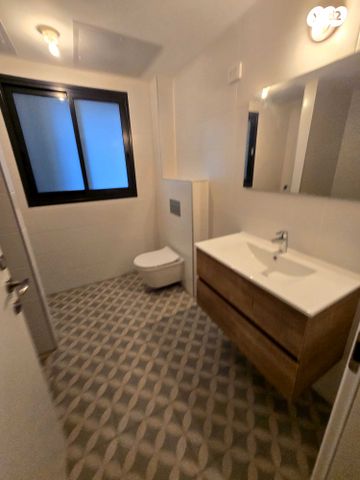 דירה, הצנחנים 15, נווה שרת, תל אביב יפו