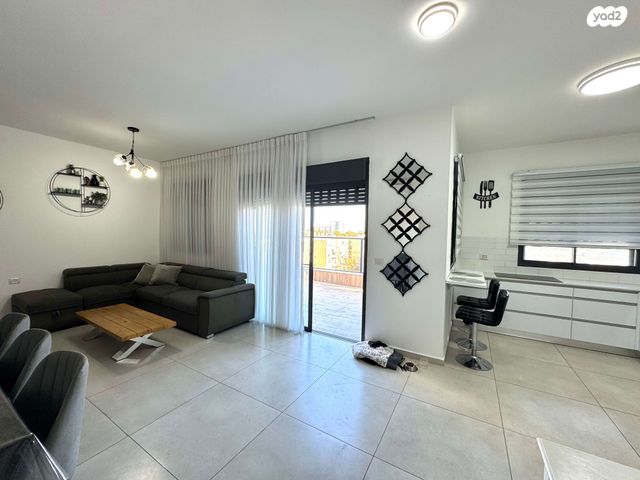 גג/ פנטהאוז, נחל פרת, שקמים ואגמים, אשקלון