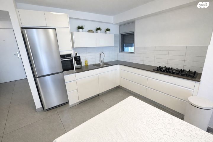 דירה, דרך העצמאות 31, ליבת העיר, יהוד מונוסון