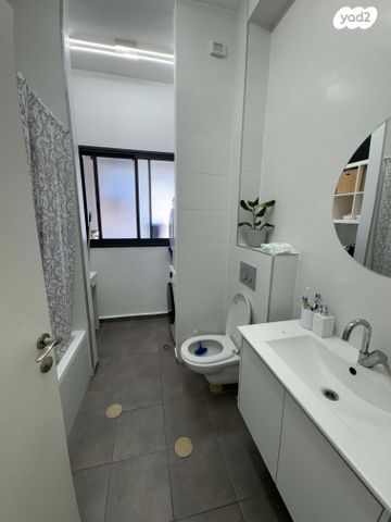 גג/ פנטהאוז, נחל פרת, שקמים ואגמים, אשקלון