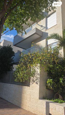 דירה, אבני חושן 28, אבני חן, מודיעין מכבים רעות