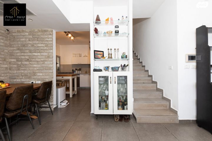 דופלקס, ז'בוטינסקי, אברמוביץ', ראשון לציון