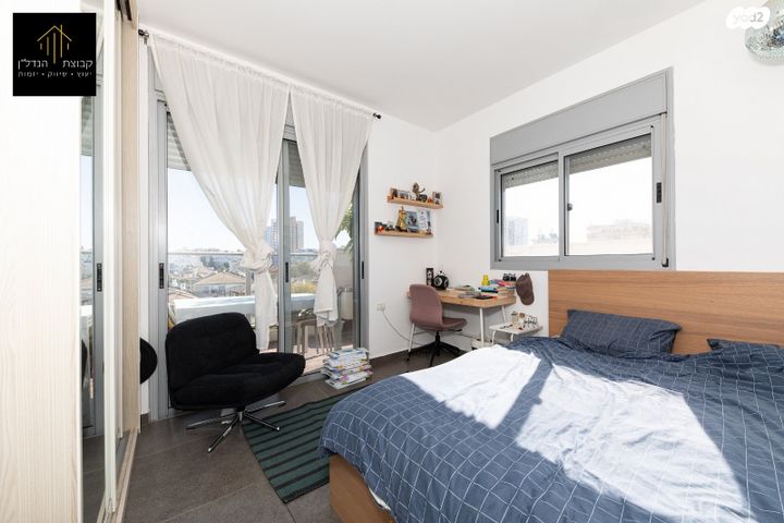 דופלקס, ז'בוטינסקי, אברמוביץ', ראשון לציון