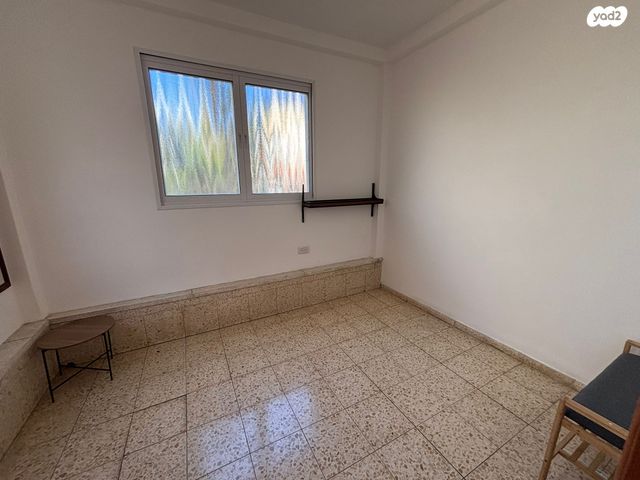 דירה, הפלמ"ח, הל"ה, גבעתיים