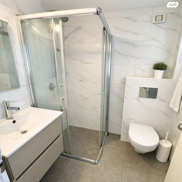 דירה, דרך העצמאות 31, ליבת העיר, יהוד מונוסון