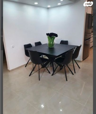 דירה, אבני חושן 28, אבני חן, מודיעין מכבים רעות