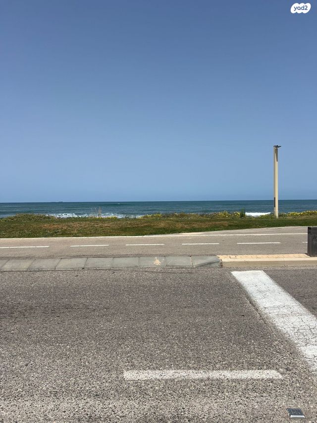 דירת גן, יוברט המפרי 13, עין הים, חיפה