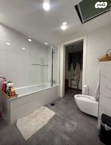 דירה, עפרה חזה 16, משכנות האומנים, קרית מוצקין