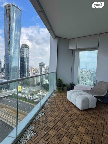 דירה, דרך מנחם בגין 150, תל אביב יפו