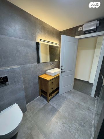 דירה, מרגלית 32, שמבור, חיפה