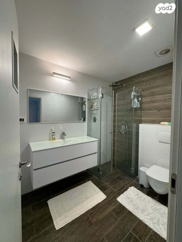 דירה, דרך מנחם בגין 150, תל אביב יפו