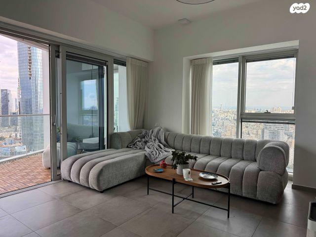 דירה, דרך מנחם בגין 150, תל אביב יפו