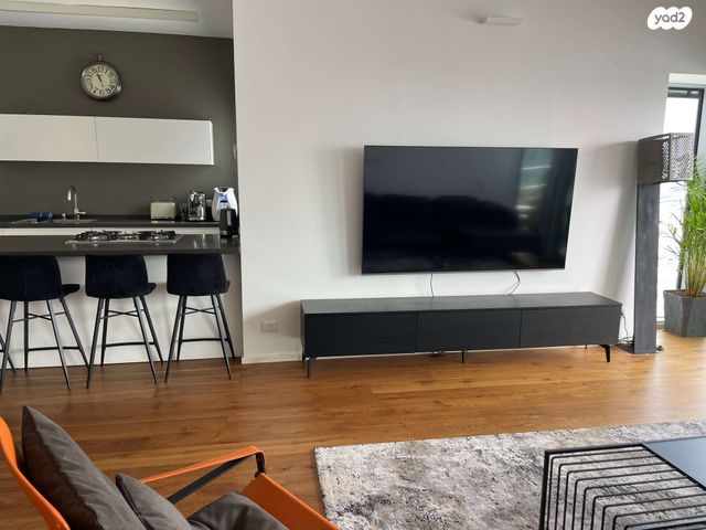 דירה, דרך מנחם בגין 144, תל אביב יפו