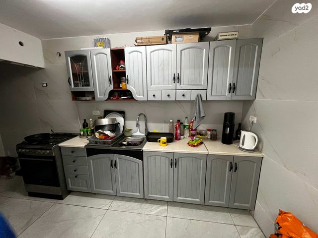 יצחק בן צבי 51