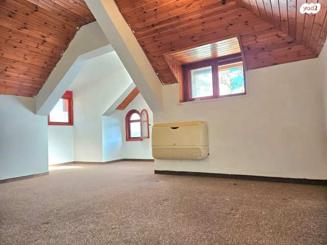 בית פרטי/ קוטג', כפר ורדים