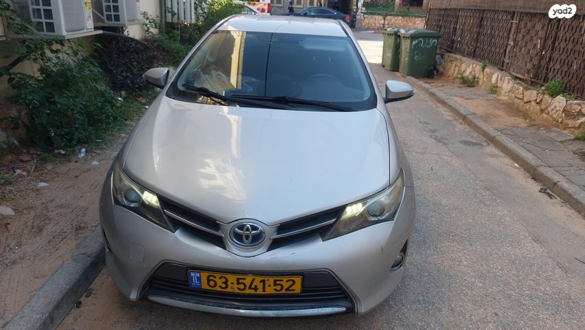 מודעת רכב טויוטה אוריס