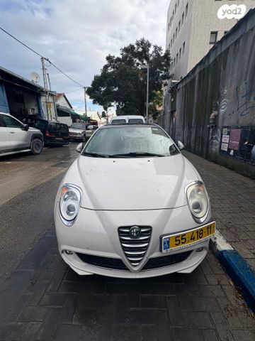 מודעת רכב אלפא רומיאו מיטו