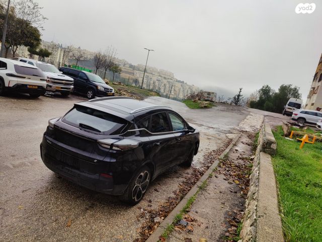 ג׳ילי Geometry C