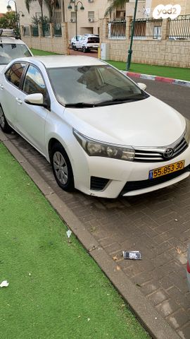 טויוטה קורולה